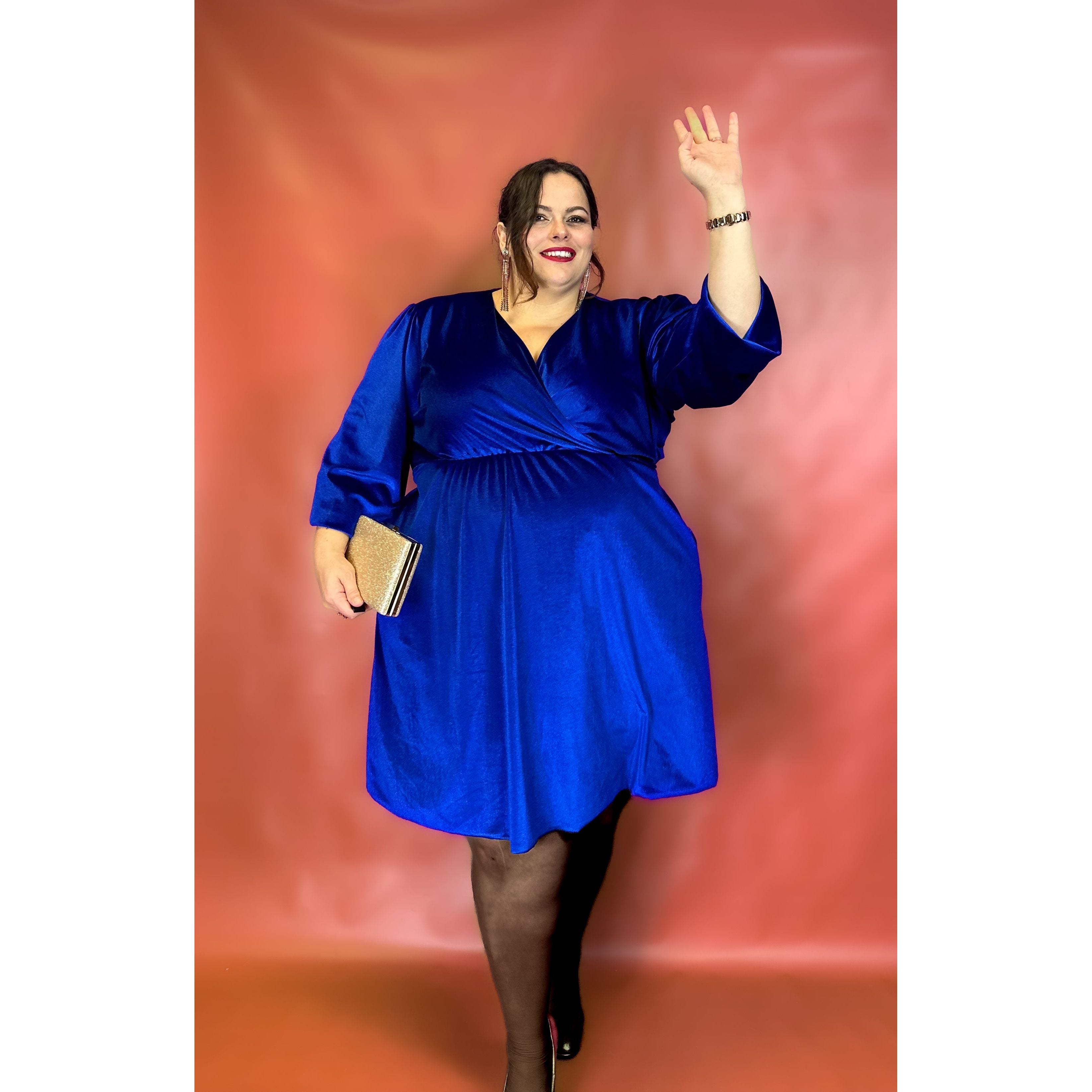 ROBE EN VELOURS BLEU ROI GRANDE TAILLE QUEENIE